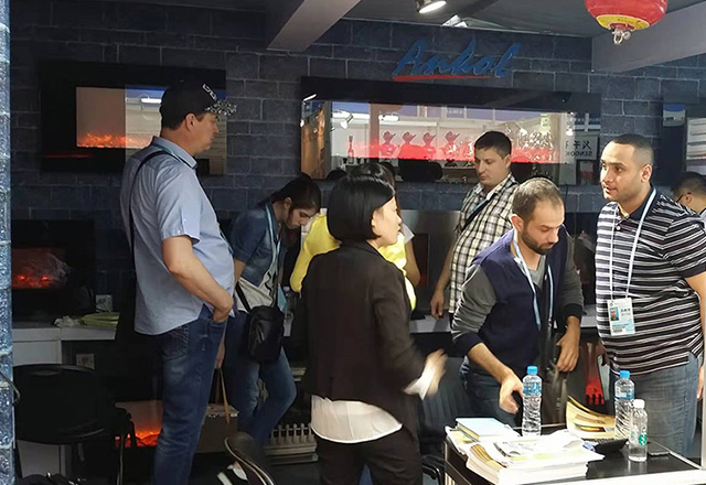 我们参加了2021年的广交会。
